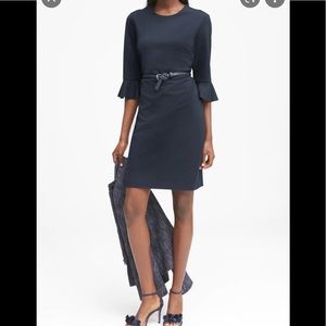 Banana republic navy blue flutter sleeve ponte sheath dress size 6